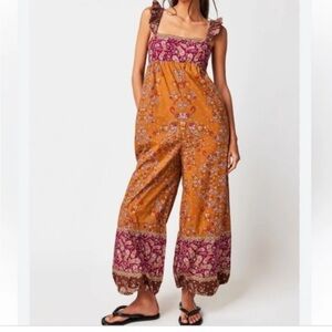 Free People -Bali Albright Jumpsuit Boho Paisley Print, Size S (oversized)